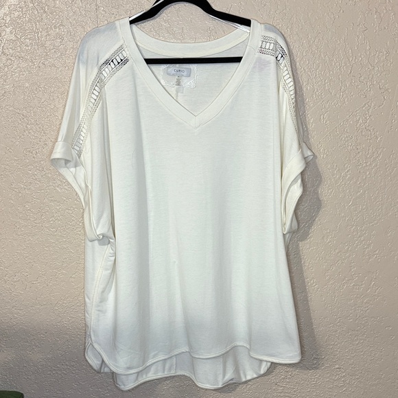 Cupio Tops - Cupio Women's White V-Neck Blouse with Shoulder Details